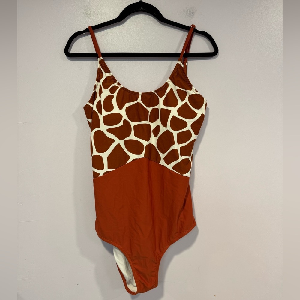 NWT Coral Reef Giraffe one piece open‎ back swimsuit
